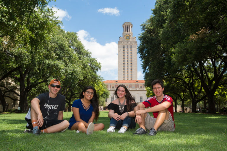 UT College of Liberal Arts Summer Programs Summer Eğitim