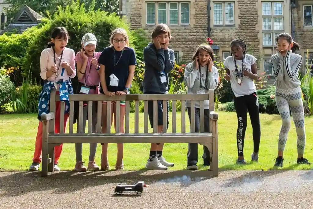 67111313db783f4350867e02_STEM_outdoor_class_Cheltenham_Ladies_College_268fec77f4
